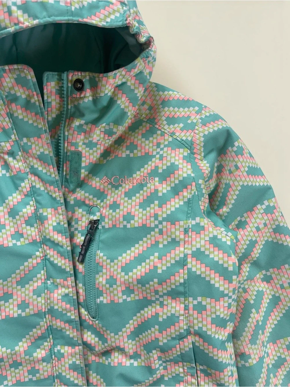 COLUMBIA VGUC Mint Blush Pink Geometric Print Omni-Tech Hooded Winter Jacket